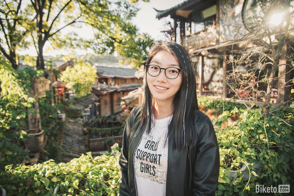 李妍