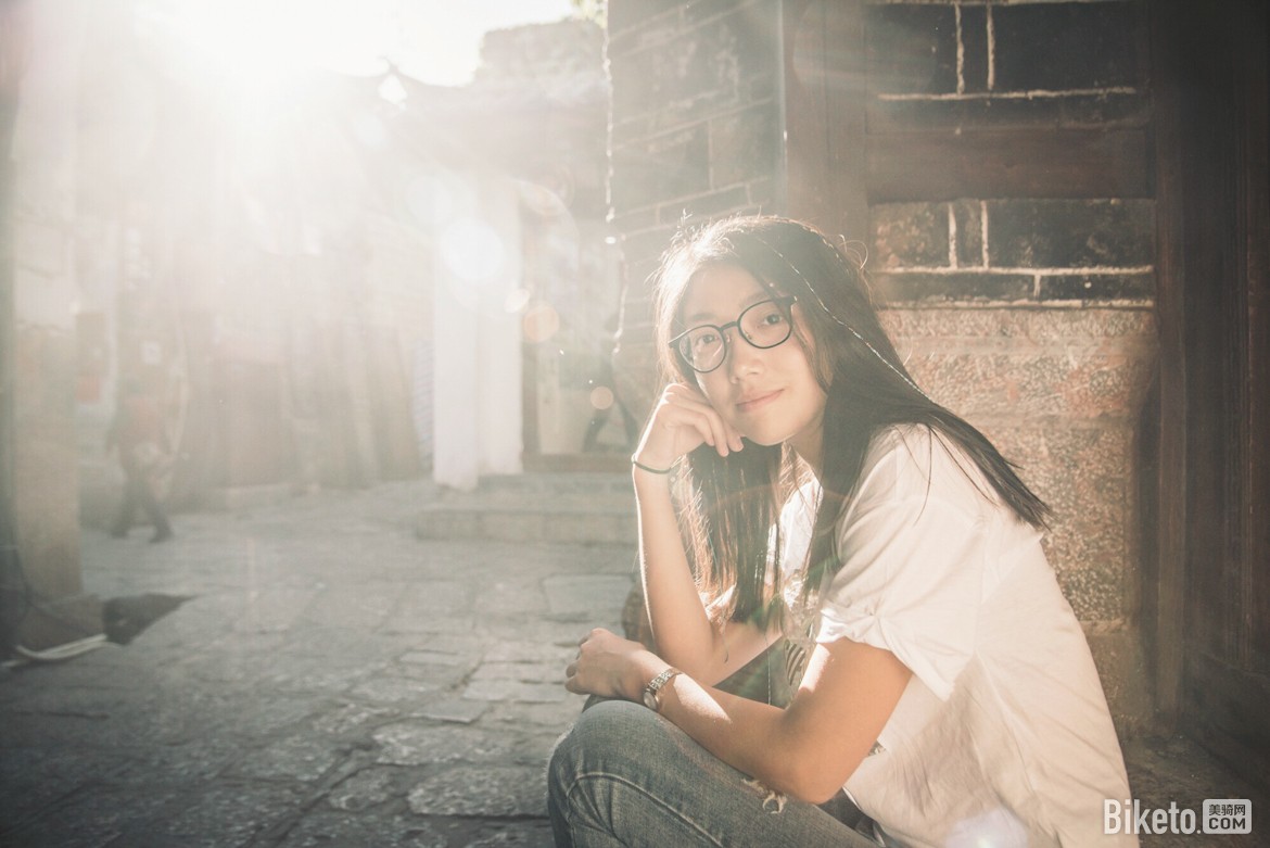 李妍