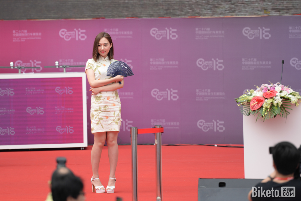 年度福利：谁是2016自行车最美车模？