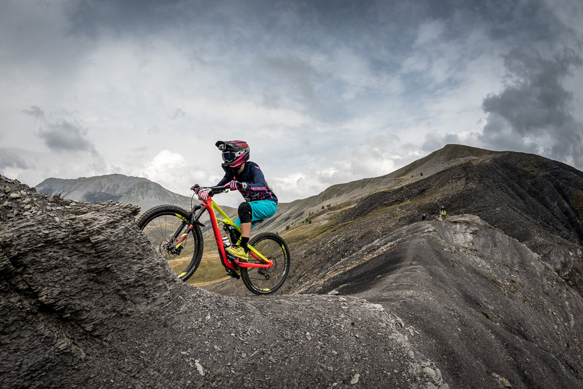 Enduro女神hannah barnes