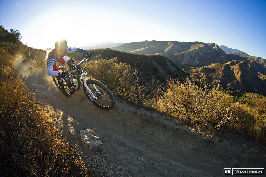 Enduro女神瑞秋