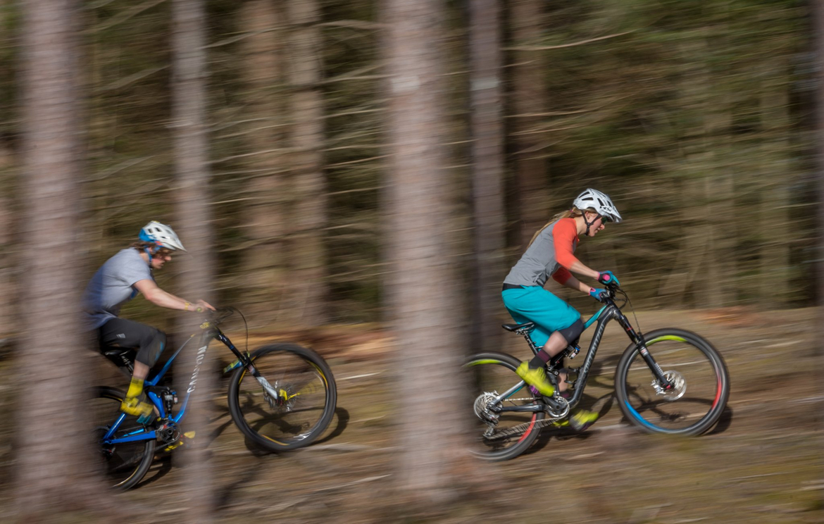 Enduro女神hannah barnes