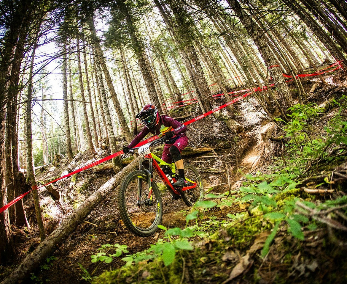 Enduro女神hannah barnes